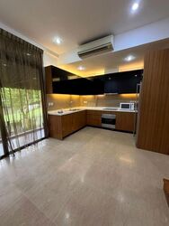 Holland Link (D10), Terrace #631090031